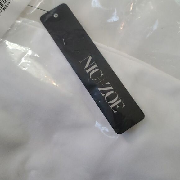 NIC+ZOE Nic+Zoe Perfect Short - Picture 5 of 8